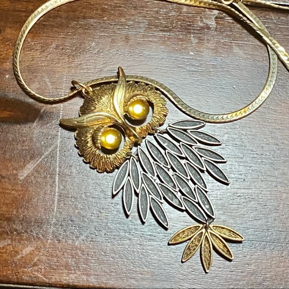 Vintage Large Mod Articulated Golden Silver Owl Pendant with Vintage Gold chain - Picture 1 of 8